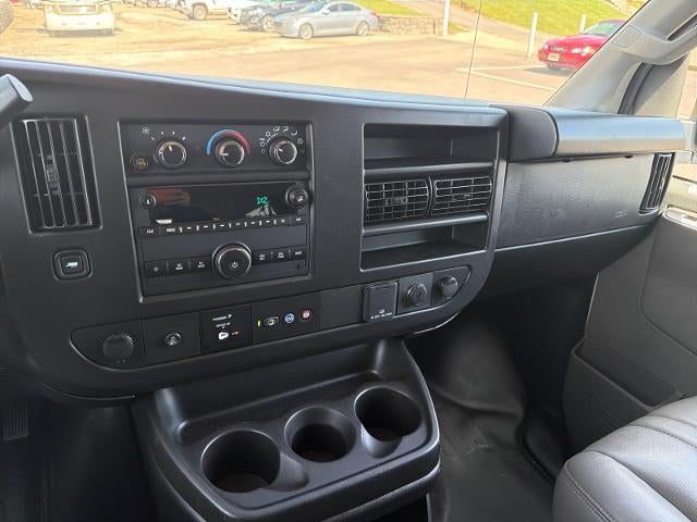 2022 Chevrolet Express Passenger 3500 LS
