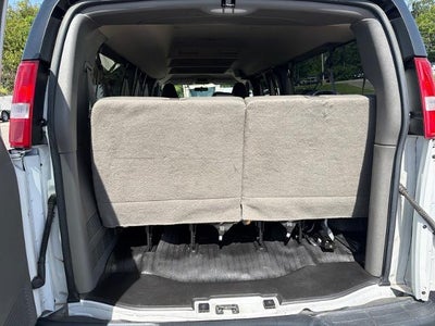 2022 Chevrolet Express Passenger 3500 LS