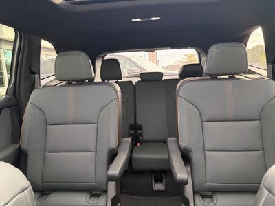 2027 GMC Acadia AT4