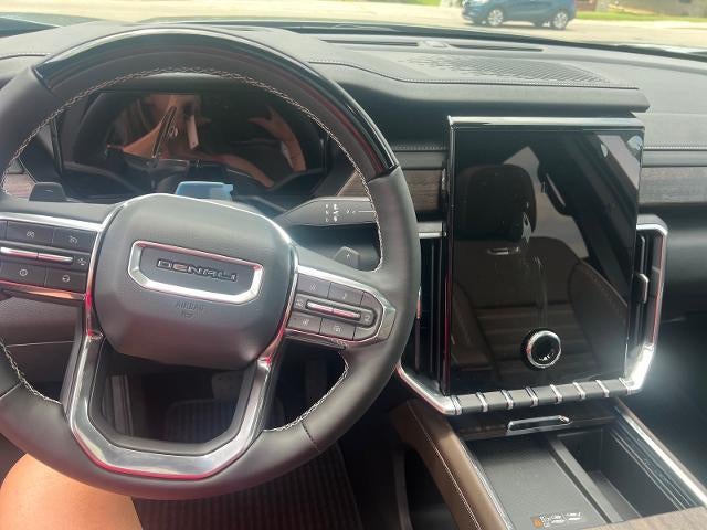 2026 GMC Acadia Denali Ultimate - Photo 11