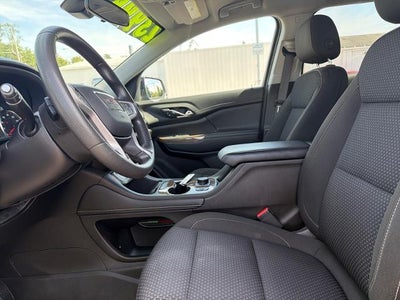 2022 GMC Acadia SLE