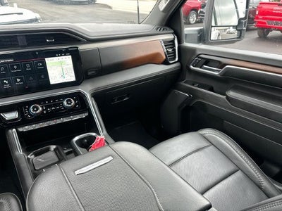 2024 GMC Sierra 3500 HD Denali