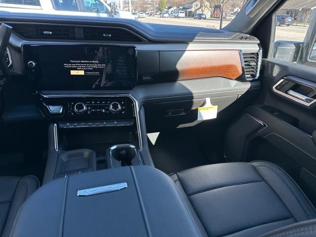 2026 GMC Sierra 3500 HD Denali DRW