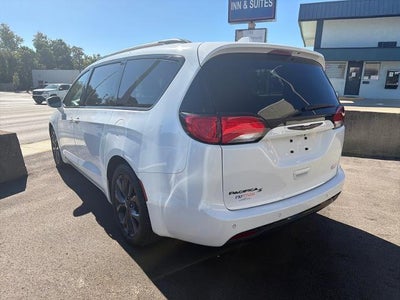 2018 Chrysler Pacifica Touring L Plus