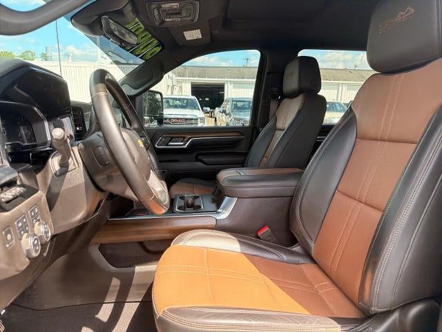 2024 Chevrolet Silverado 3500 HD High Country