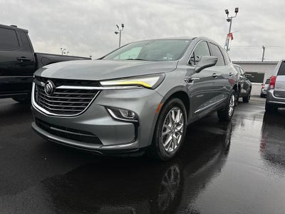 2023 Buick Enclave Essence