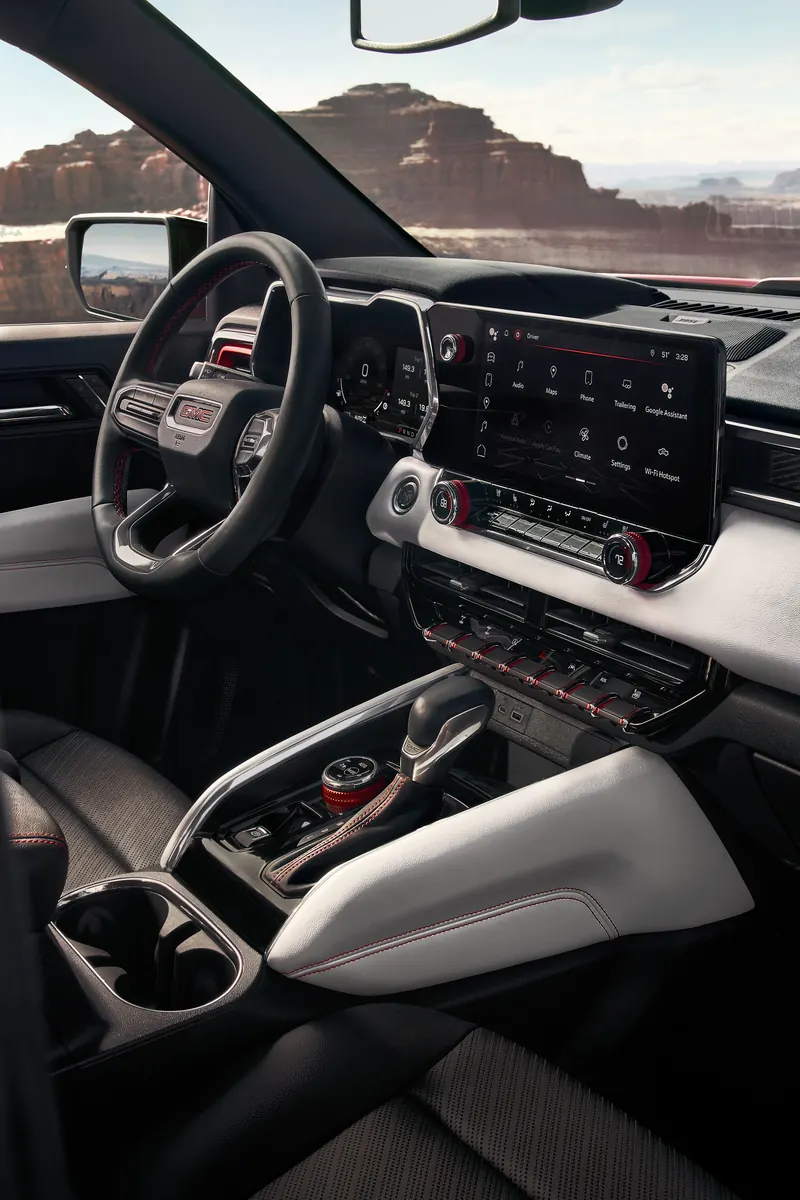 2026 GMC Canyon infotainment system at Freedom GMC in RICHMOND IN